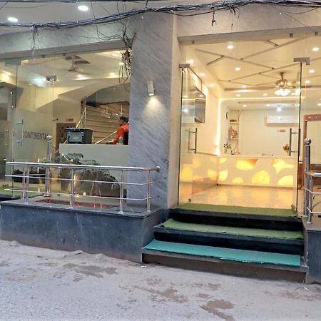 Hotel Klick International At "5 Min Walking " From New Delhi Railway Station Exteriér fotografie