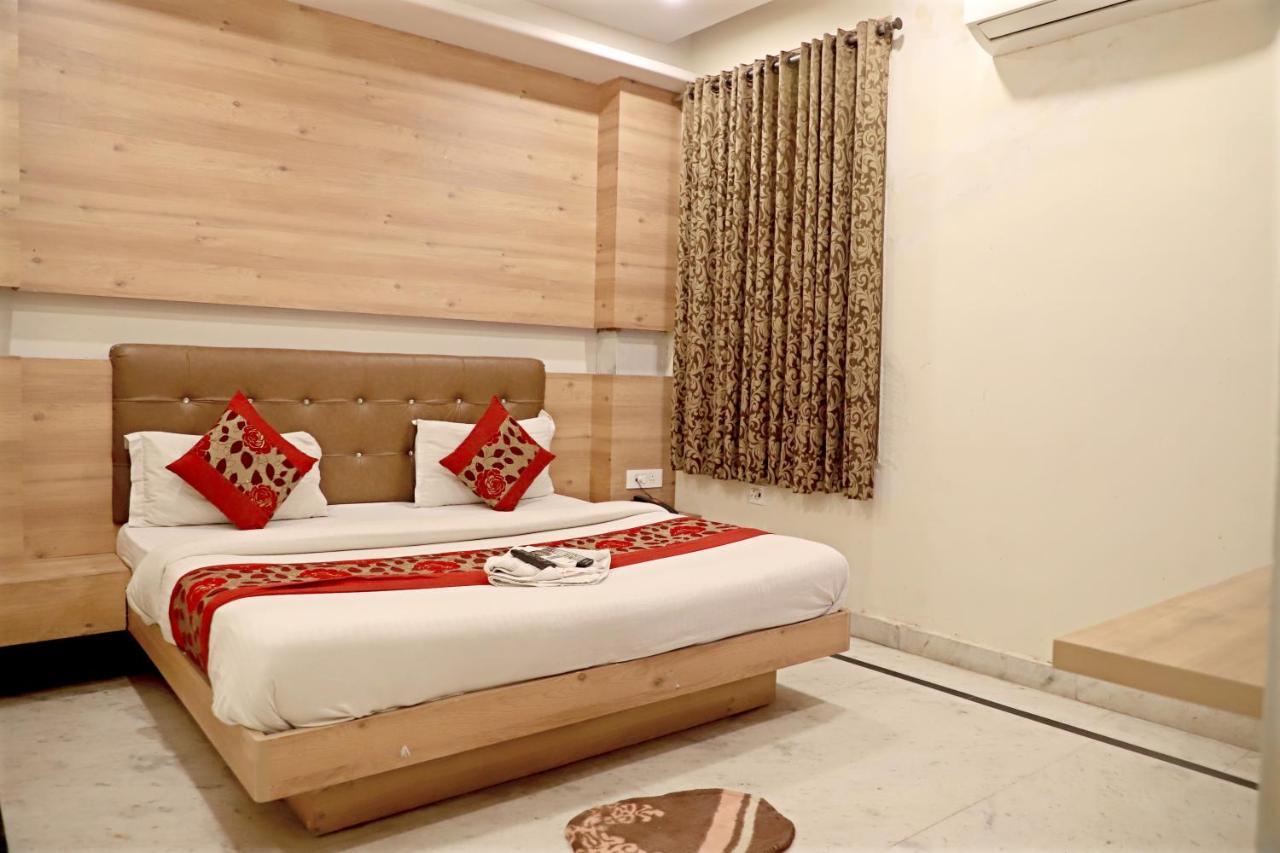 Hotel Klick International At "5 Min Walking " From New Delhi Railway Station Exteriér fotografie