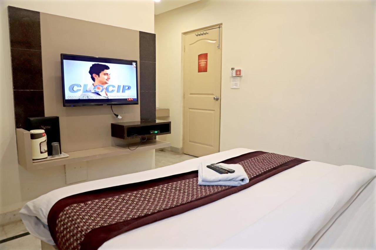 Hotel Klick International At "5 Min Walking " From New Delhi Railway Station Exteriér fotografie