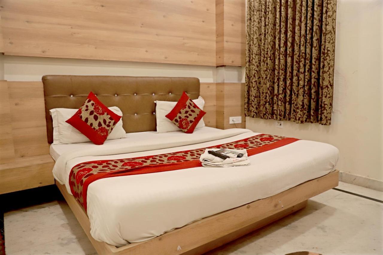 Hotel Klick International At "5 Min Walking " From New Delhi Railway Station Exteriér fotografie